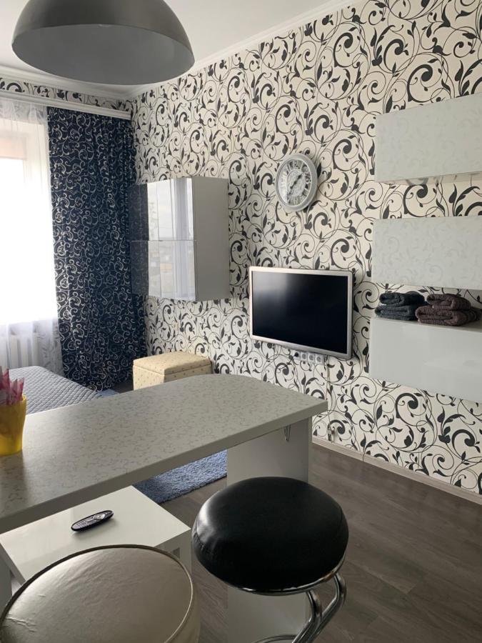 Apartament On Chernihivska Kyiv Exterior photo